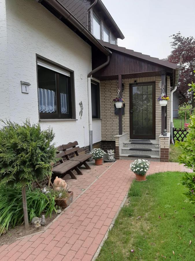 Familienfreundliche Ferienwohnung Auf Dem Lande Monteur Wohnung Hessisch Oldendorf Esterno foto