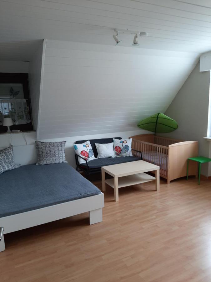 Familienfreundliche Ferienwohnung Auf Dem Lande Monteur Wohnung Hessisch Oldendorf Esterno foto