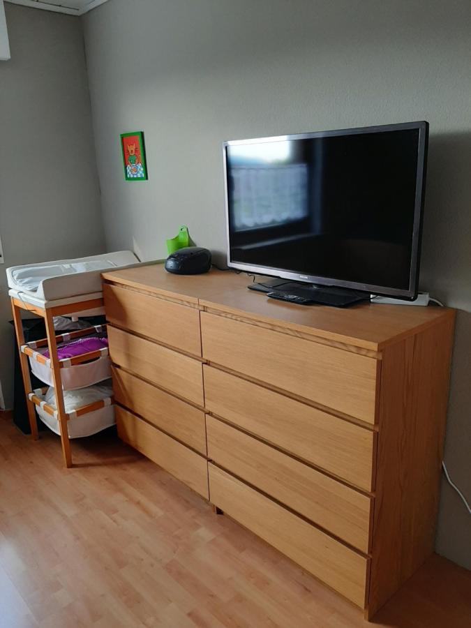 Familienfreundliche Ferienwohnung Auf Dem Lande Monteur Wohnung Hessisch Oldendorf Esterno foto